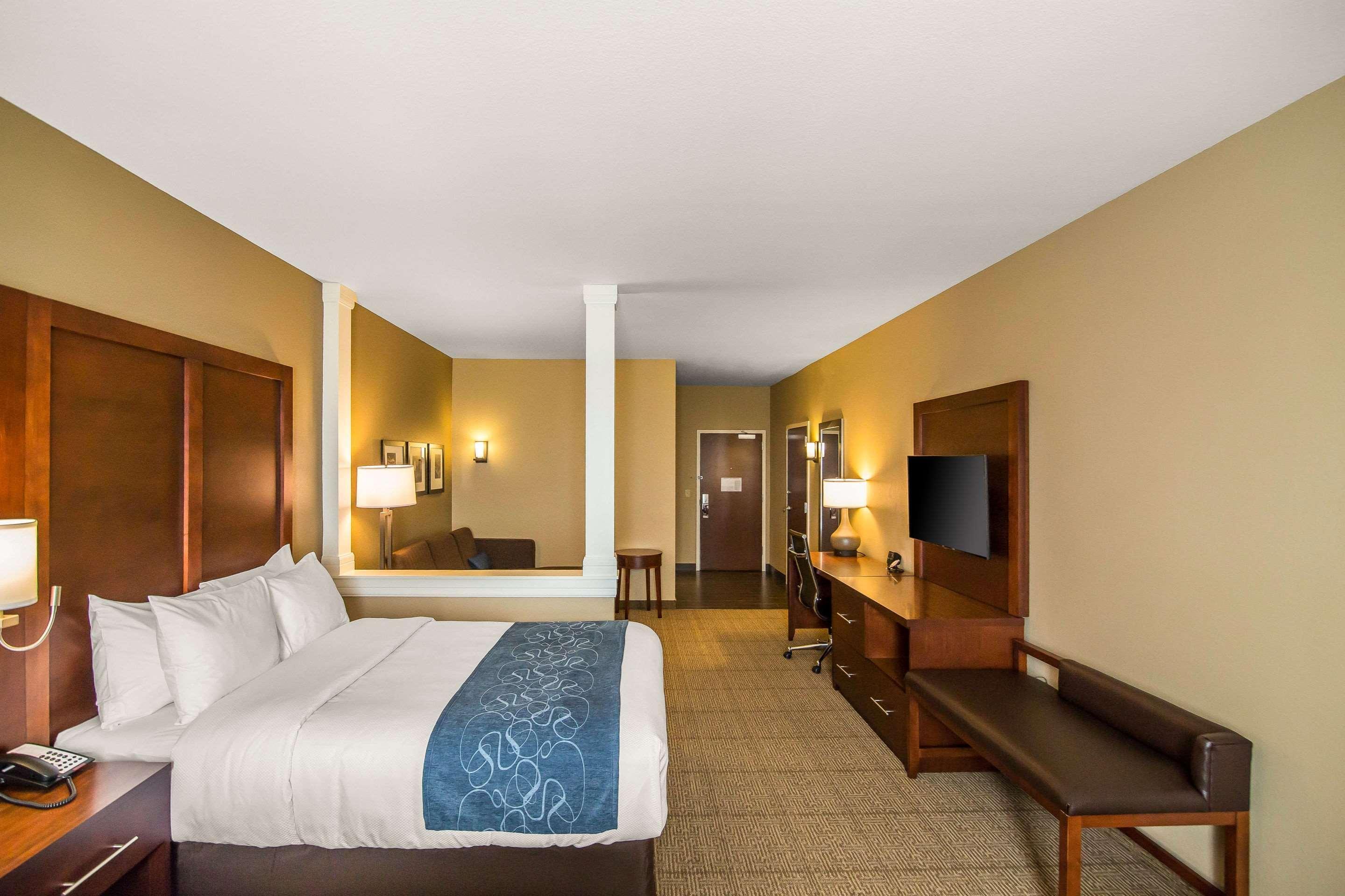 Comfort Suites - Dodge City Exterior foto