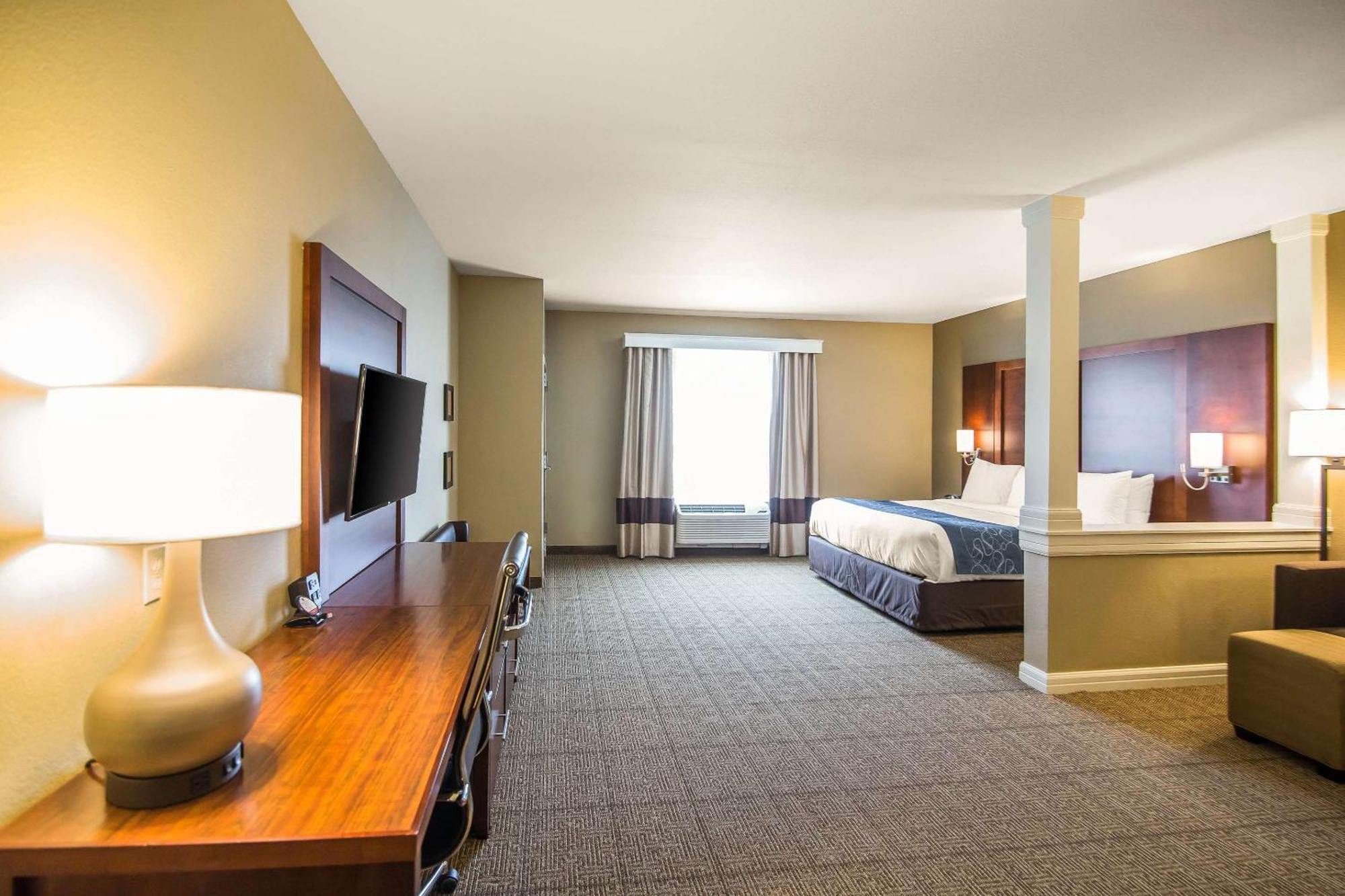 Comfort Suites - Dodge City Exterior foto